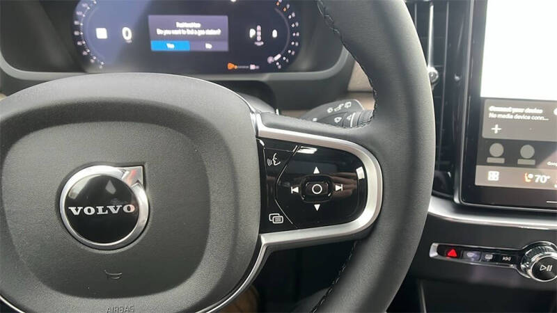 2026 Volvo XC90 B6 Plus 7P