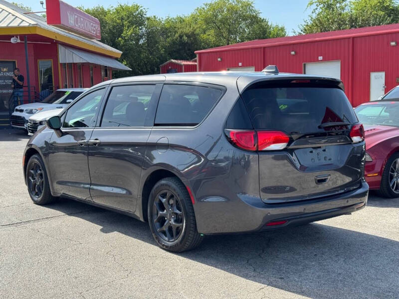 2020 Chrysler Pacifica Touring