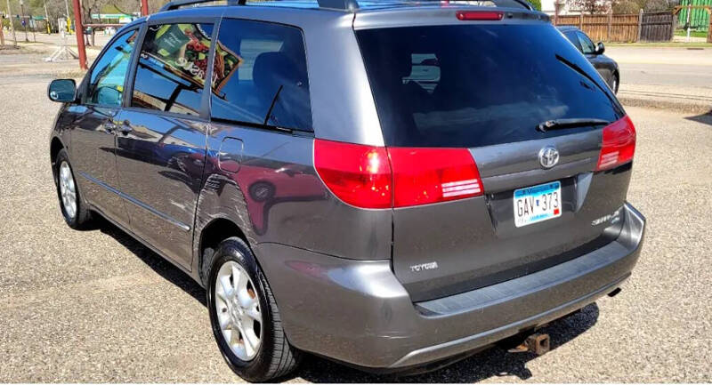 2004 Toyota Sienna XLE Limited 7 Passenger