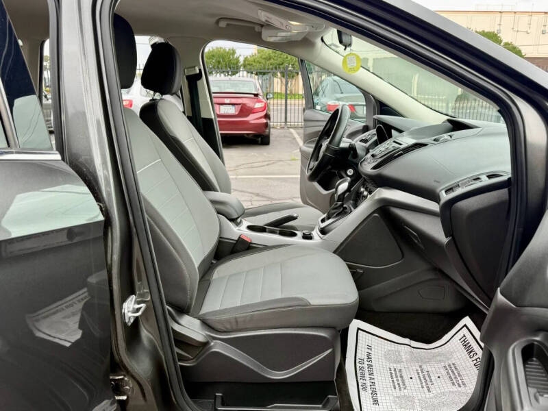 2015 Ford Escape SE