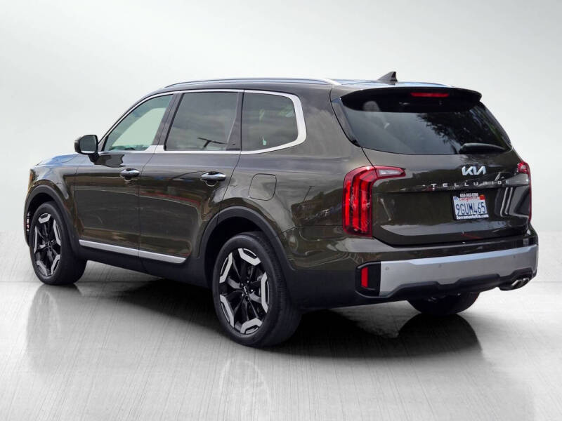 2023 Kia Telluride S
