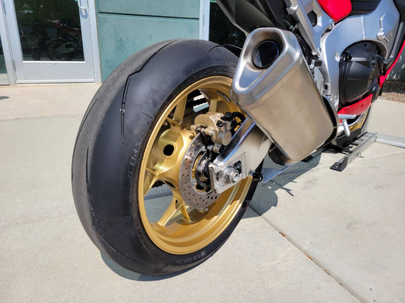 2018 Honda CBR1000RR SP