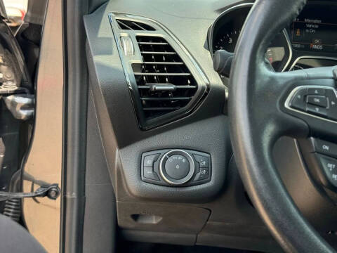 2018 Ford Escape SEL