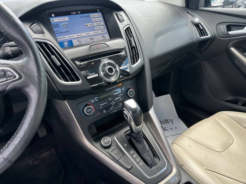 2017 Ford Focus Titanium