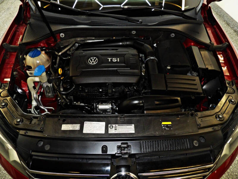 2015 Volkswagen Passat 1.8T Wolfsburg Edition