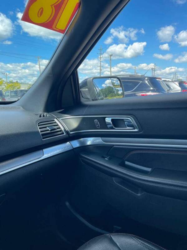 2018 Ford Explorer Sport