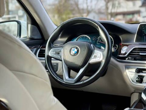 2016 BMW 7 Series 750i xDrive