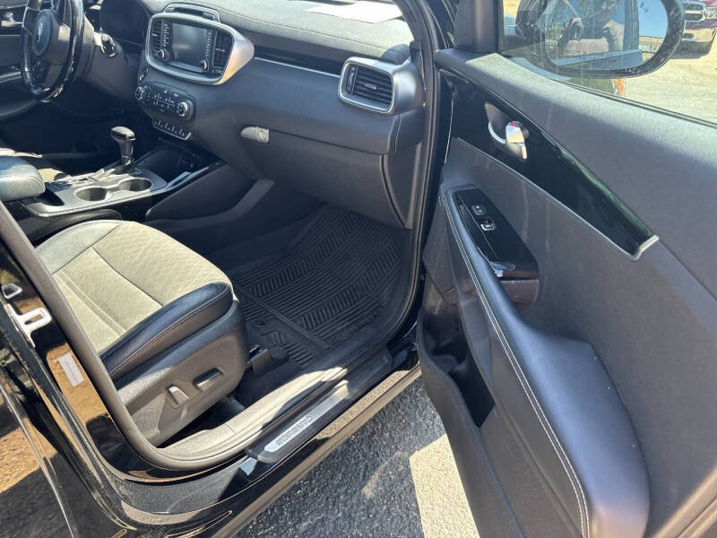2017 Kia Sorento SX V6