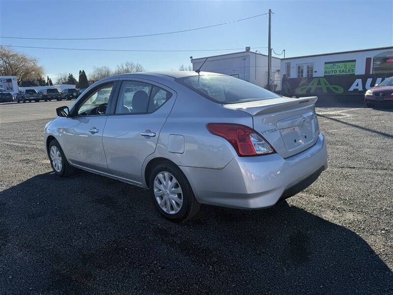 2018 Nissan Versa