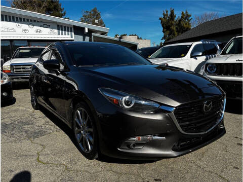 2018 Mazda MAZDA3 Grand Touring