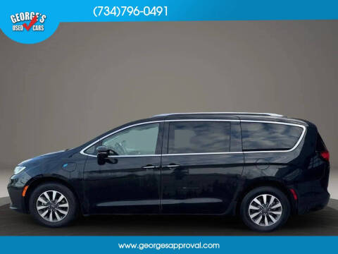 2021 Chrysler Pacifica Hybrid Touring L