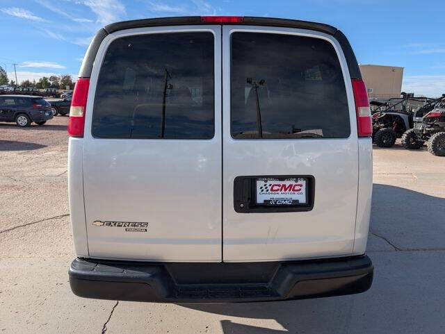 2016 Chevrolet Express LS 2500