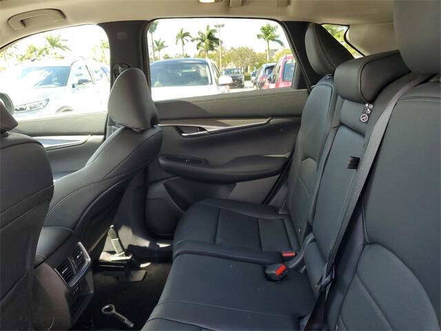 2025 Infiniti QX50 Luxe