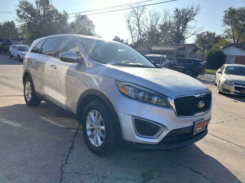 2017 Kia Sorento L