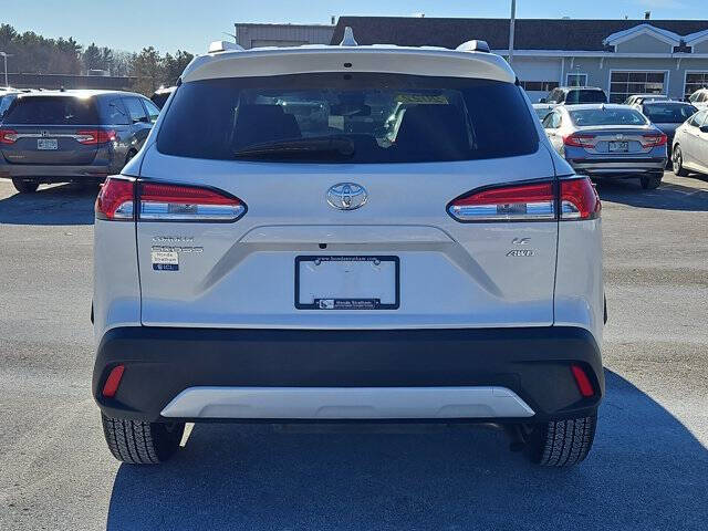 2022 Toyota Corolla Cross LE