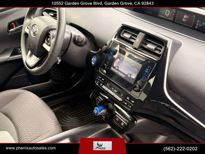 2016 Toyota Prius Two