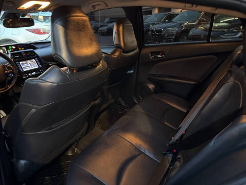 2020 Toyota Prius XLE