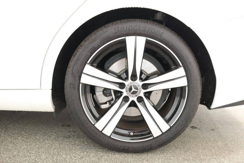 2022 Mercedes-Benz C-Class C 300