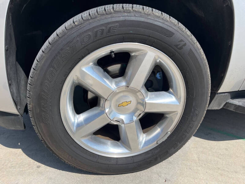 2014 Chevrolet Suburban LTZ