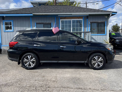2017 Nissan Pathfinder S
