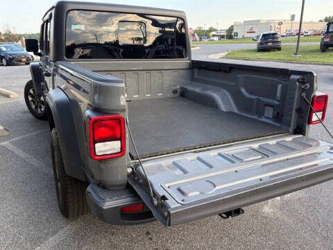 2020 Jeep Gladiator Sport S