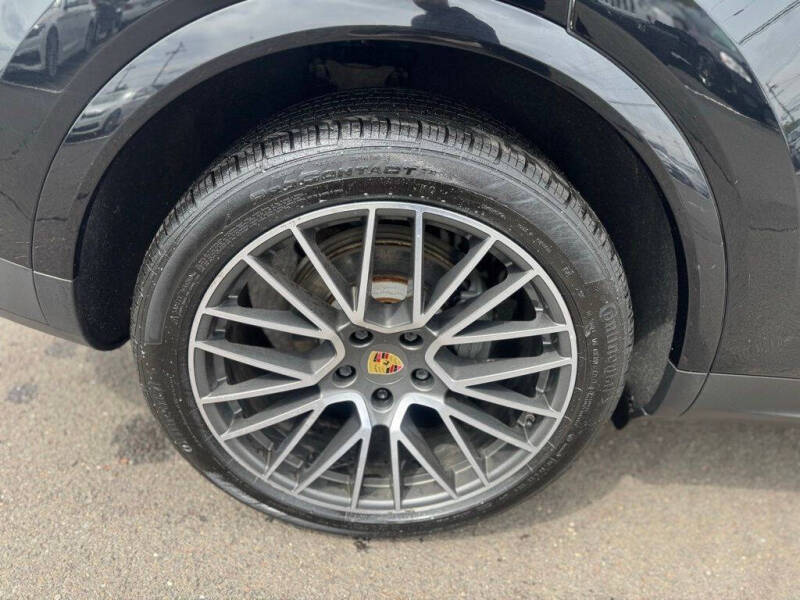2019 Porsche Cayenne S