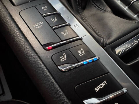 2016 Porsche Macan S