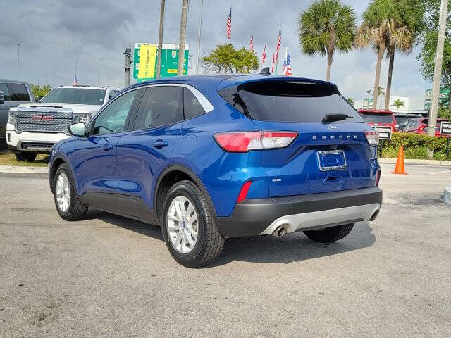 2022 Ford Escape SE