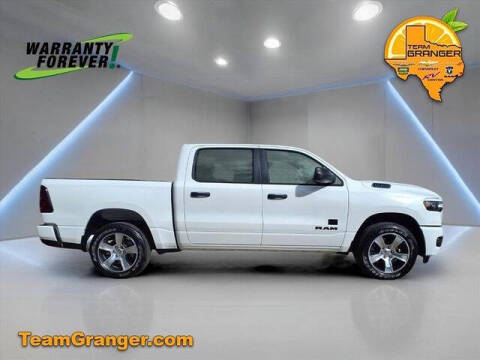 2025 RAM 1500 Express