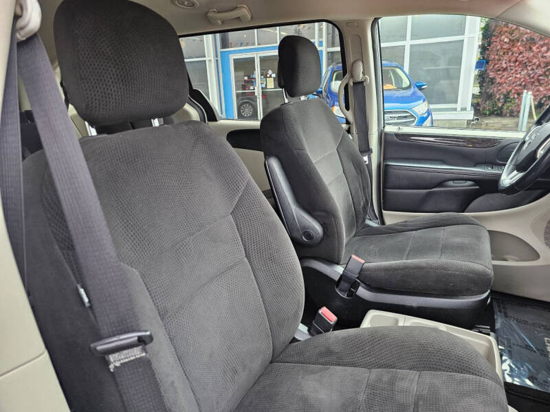 2013 Dodge Grand Caravan American Value Package