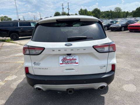 2020 Ford Escape Titanium