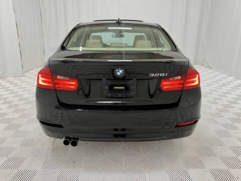 2015 BMW 3 Series 328i