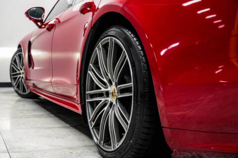 2019 Porsche Panamera 4 E-Hybrid