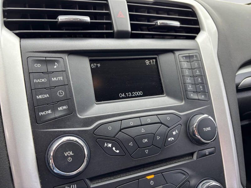 2014 Ford Fusion S