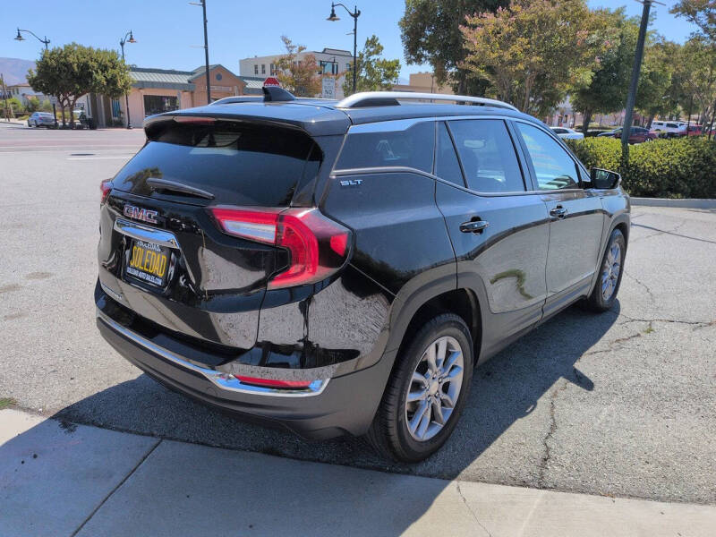 2024 GMC Terrain SLT
