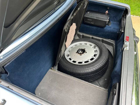 1986 Mercedes-Benz 560-Class 560 SL