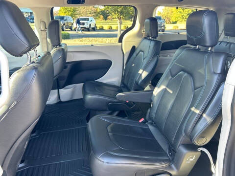 2021 Chrysler Pacifica Touring L