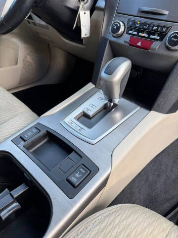 2011 Subaru Outback 2.5i Premium