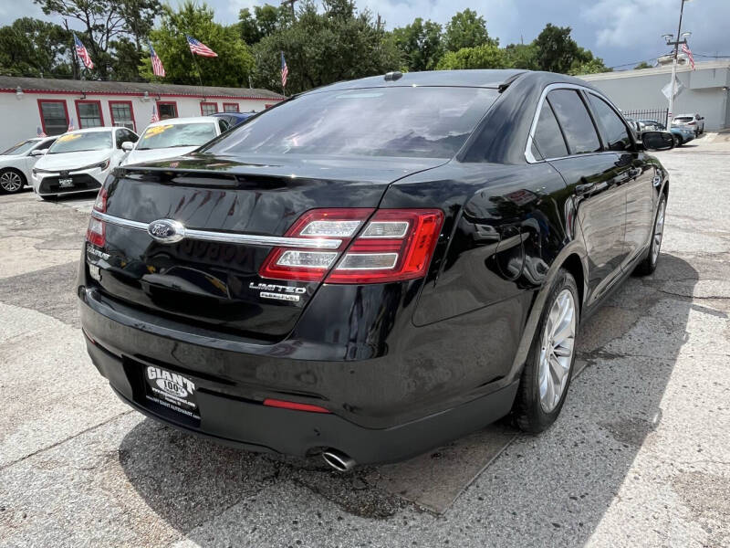 2015 Ford Taurus Limited