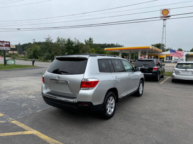 2013 Toyota Highlander for sale at Nutfield Petroleum in Londonderry, NH