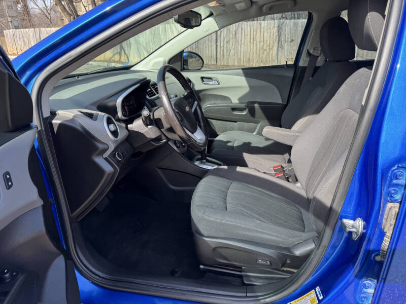2017 Chevrolet Sonic LT Auto