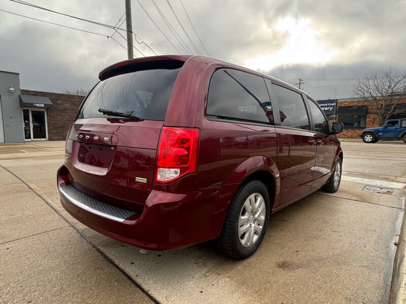 2018 Dodge Grand Caravan SE photo 13