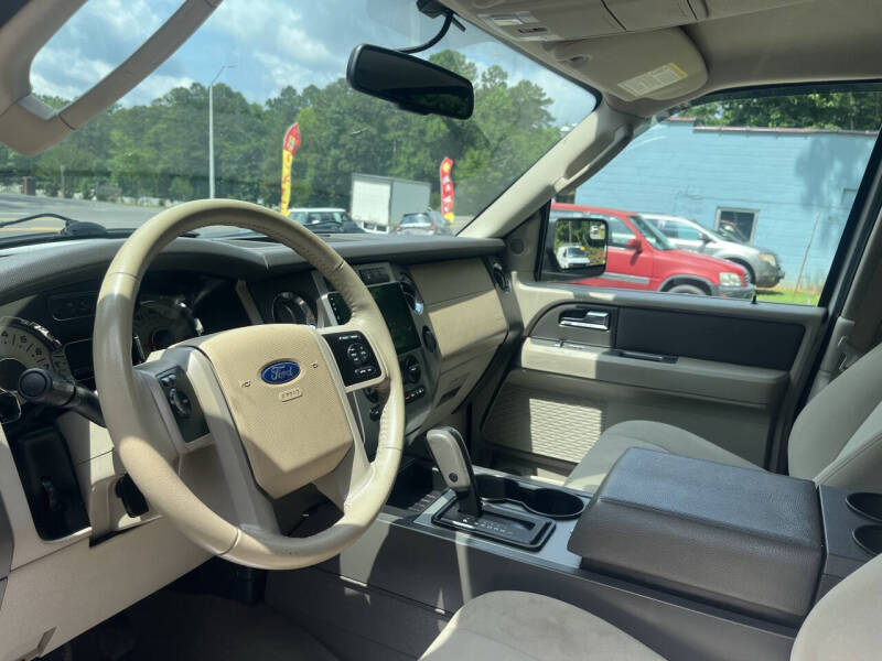 2013 Ford Expedition XLT