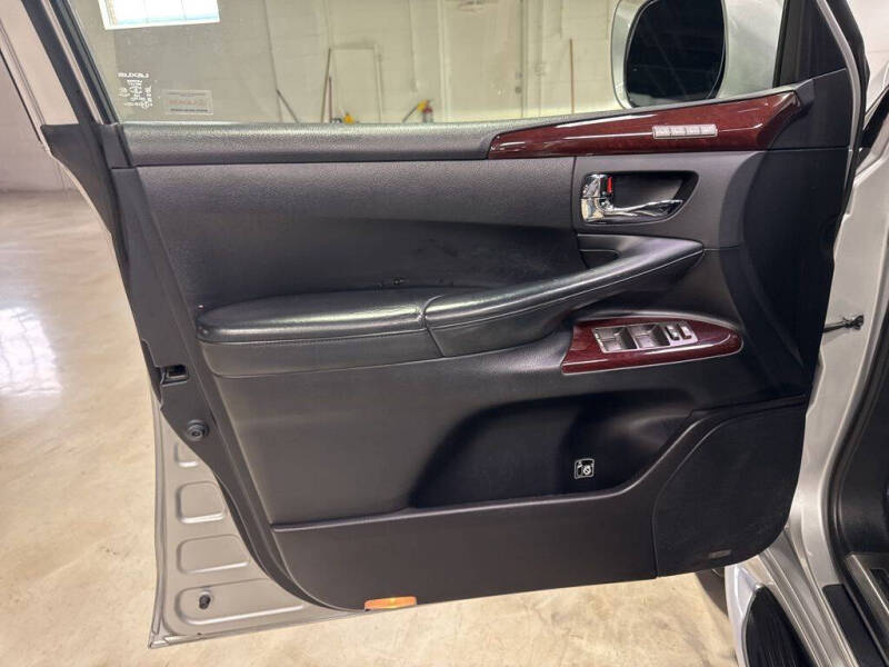 2014 Lexus LX 570
