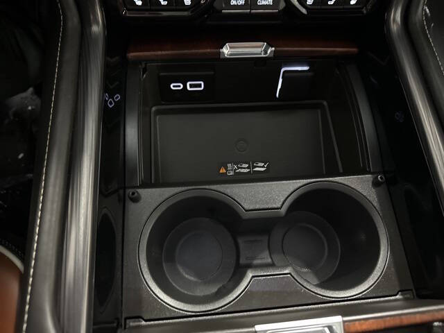 2024 GMC Yukon XL Denali Ultimate