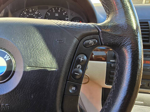 2004 BMW 3 Series 325i