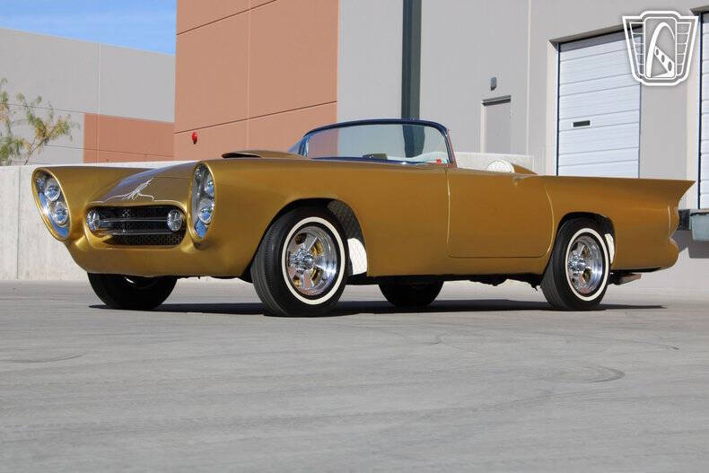 1957 Ford Thunderbird