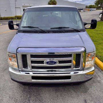 2011 Ford E-350