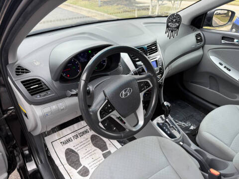 2014 Hyundai Accent SE