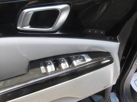 2023 Kia Carnival